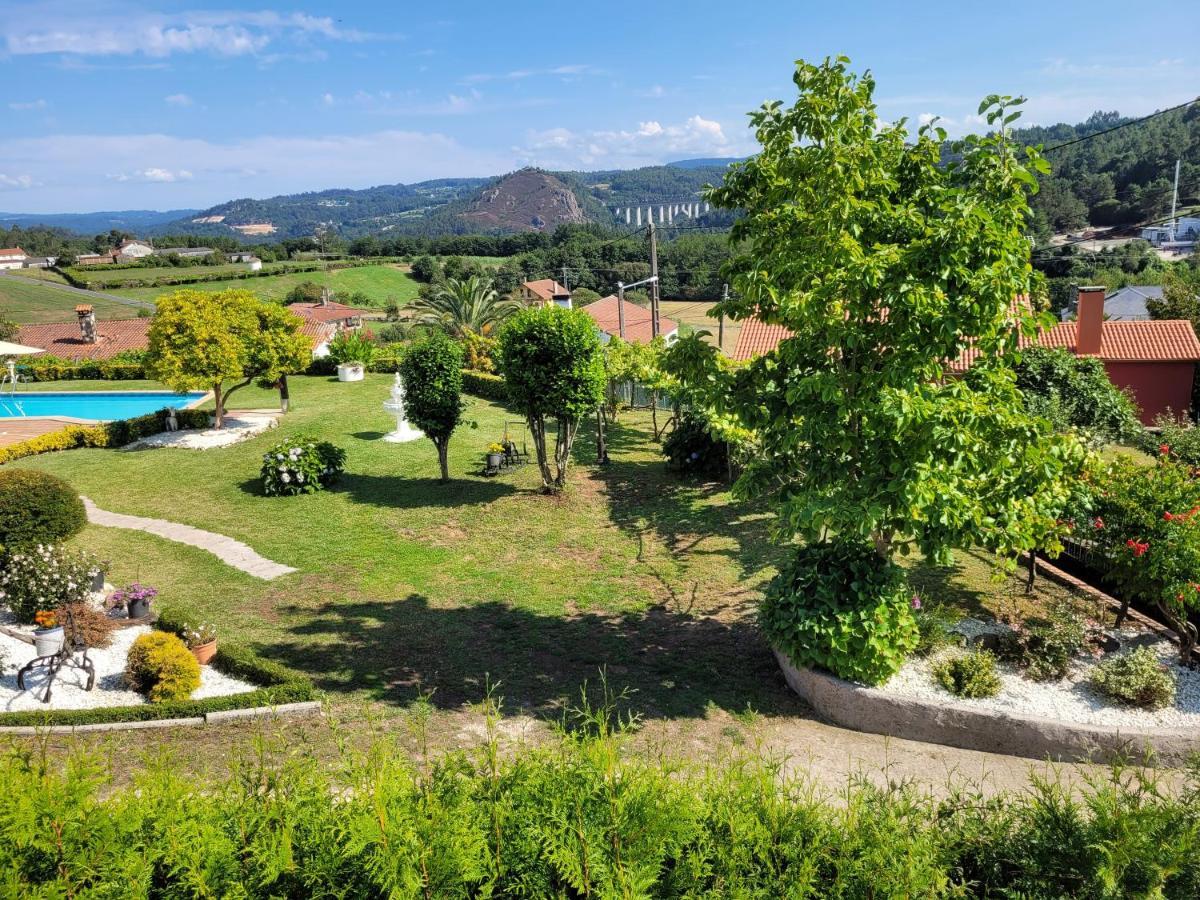 Casa Tarrio Con Piscina - Santiago De Compostela Villa Boqueixon Buitenkant foto