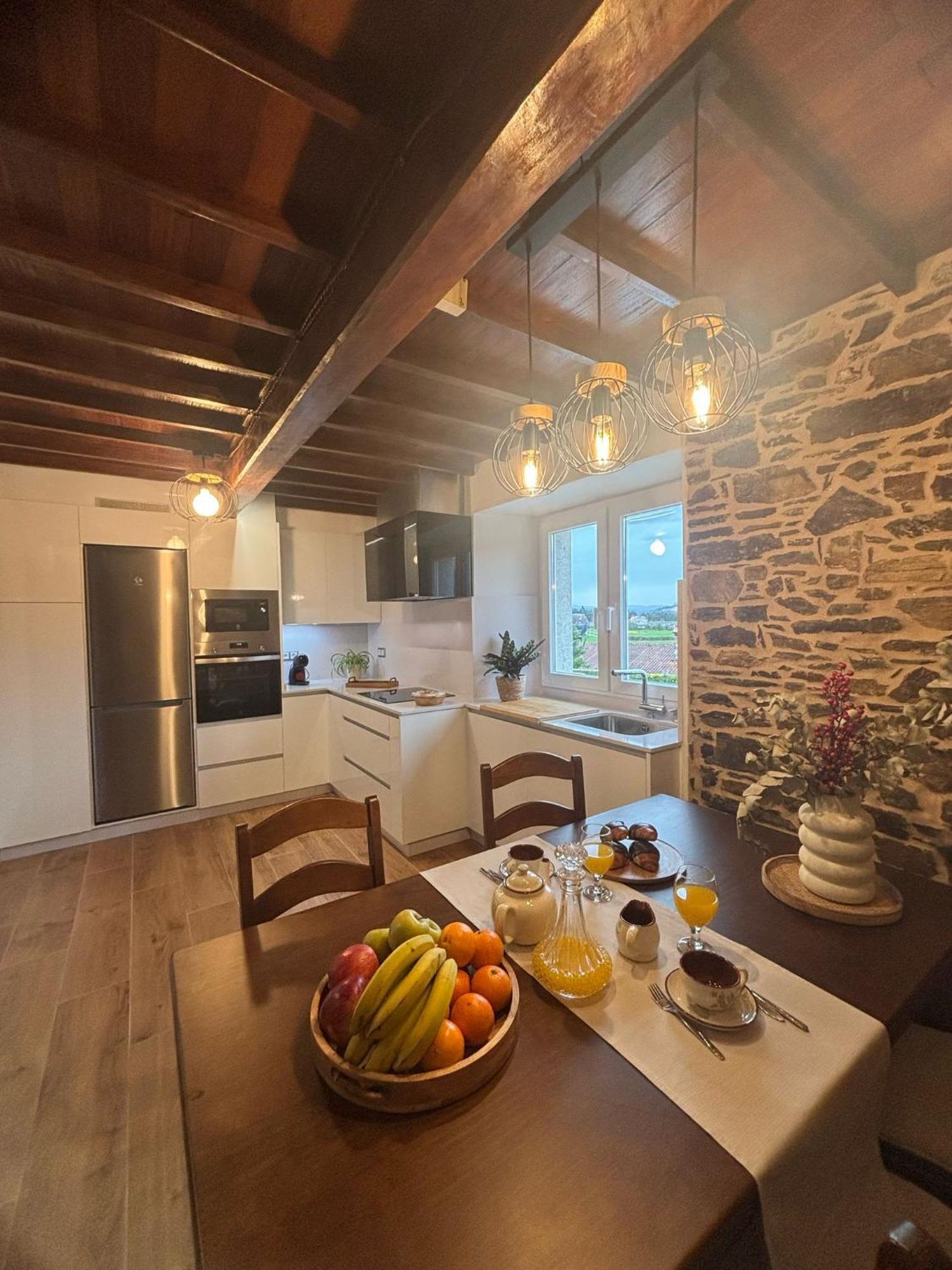 Casa Tarrio Con Piscina - Santiago De Compostela Villa Boqueixon Buitenkant foto